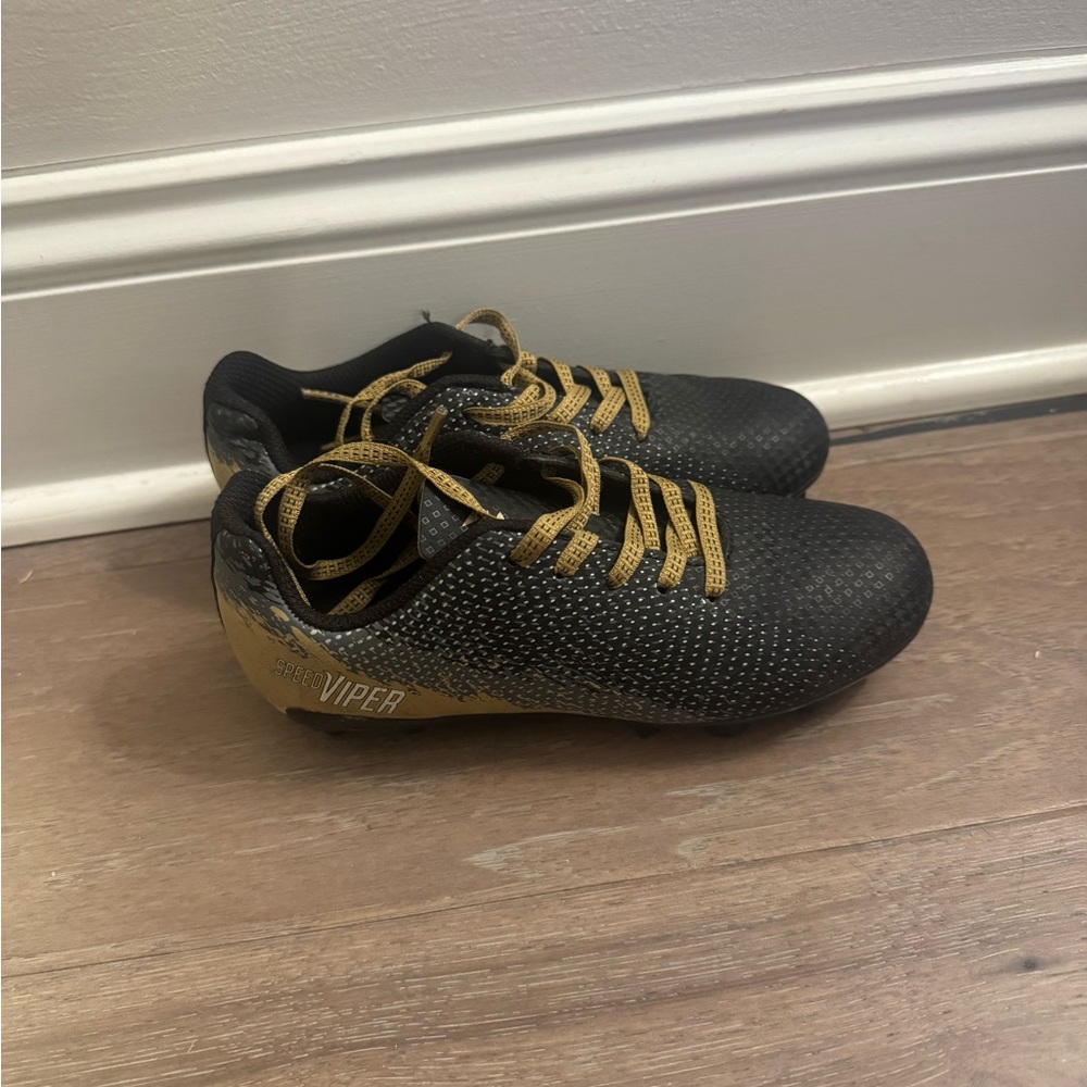 Soccer cleats size 13 DSG